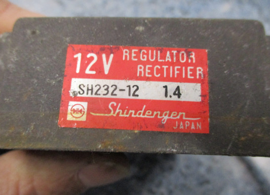 Regler Gleichrichter Honda CX 650 E