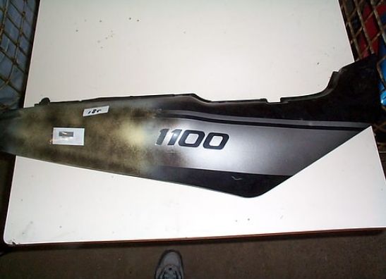 Rechter achterkant Suzuki GSX R 1100