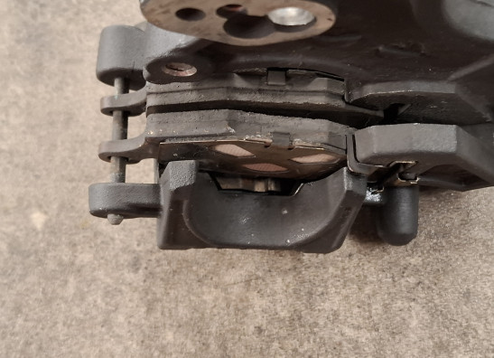 Achter remklauw Suzuki DL 1050 V Strom XT