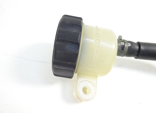 Rempomp achter Yamaha YZF R6