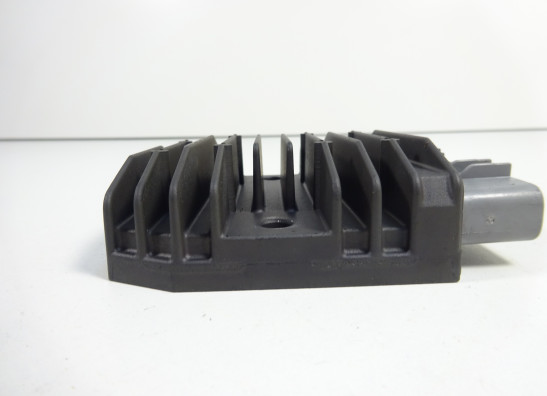 Spanningsregelaar Yamaha FZ8