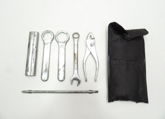 Tool set Honda CBR 1100 XX