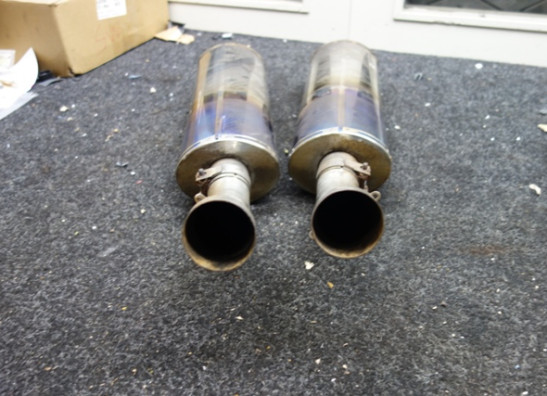 Uitlaat Aprilia RSV 1000