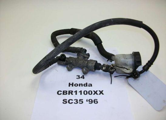 Rempomp achter Honda CBR 1100 XX