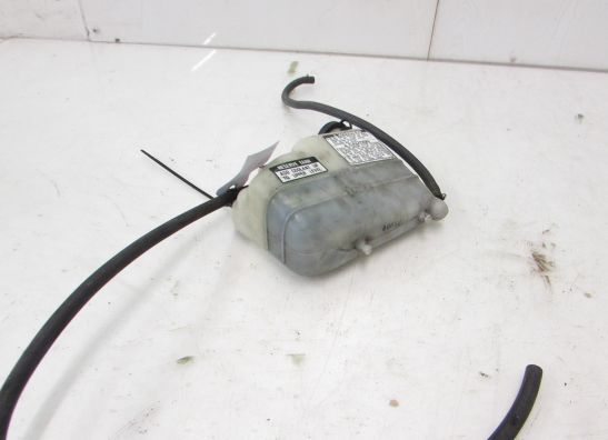 Kuhlflussigkeitsbehälter Honda VFR 750