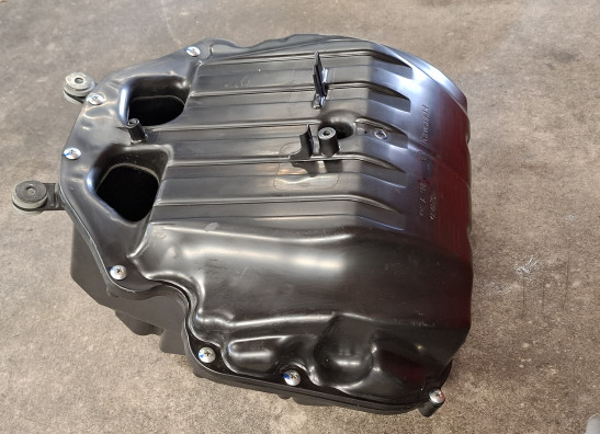 Air cleaner case Kawasaki Z 900