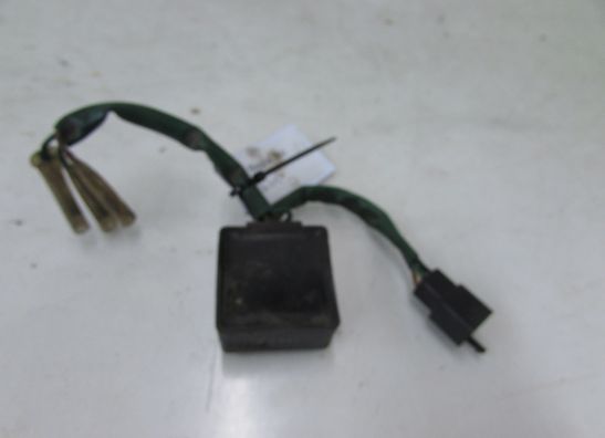 Relais unit Honda VF 700  750 C Magna