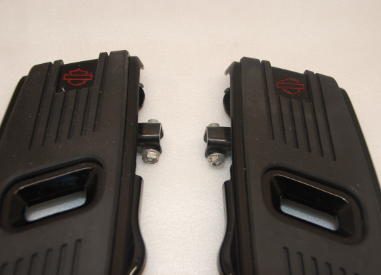 Voetsteun links Harley Davidson Touring FL