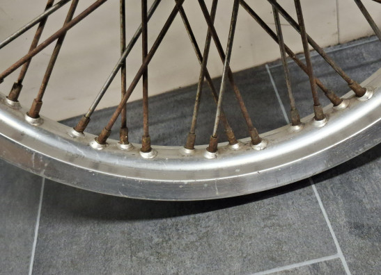 Front Wheel Suzuki VS 700 Intruder