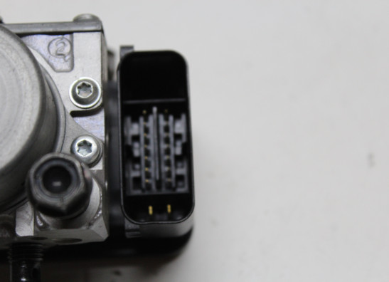 ABS pomp Kawasaki Z 900