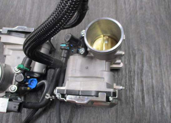 Gasklephuis Suzuki DL 1050 V Strom XT