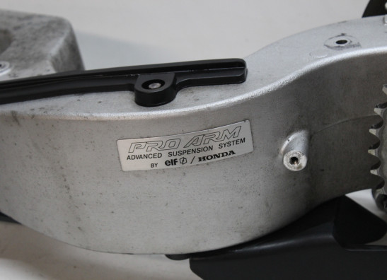 Achterbrug Honda VFR 800 I