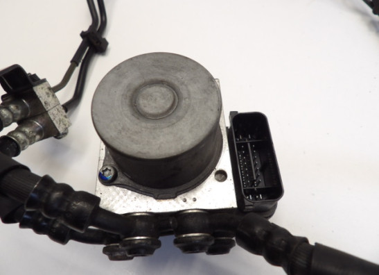 ABS pump Yamaha MT 07