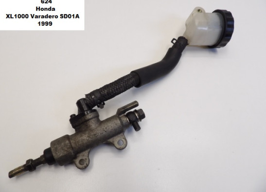 Rempomp achter Honda XL 1000 V Varadero