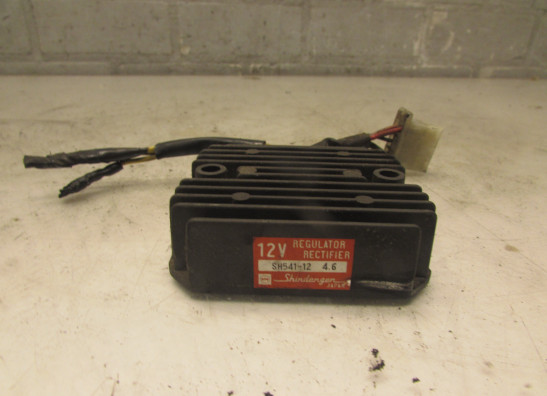 Spanningsregelaar Honda VF 700  750 S Sabre