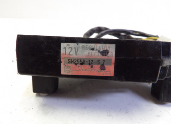 Spanningsregelaar Honda CB 700