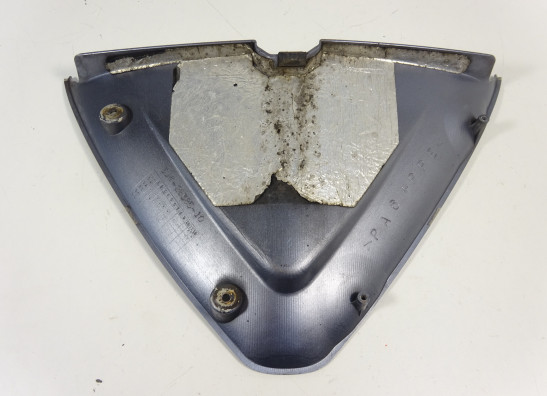 Cowl V shape under Yamaha FJR 1300