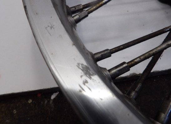 Front Wheel Suzuki VS 700 Intruder