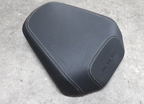 Buddy zadel Benelli TRK 702