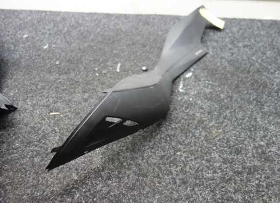 Seitenverkleidung rechts klein Aprilia RSV 1000