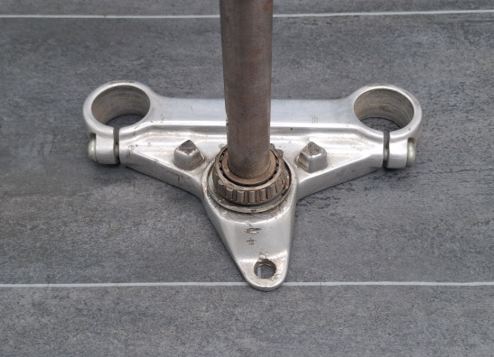 Gabelbrucke Harley Davidson Sportster