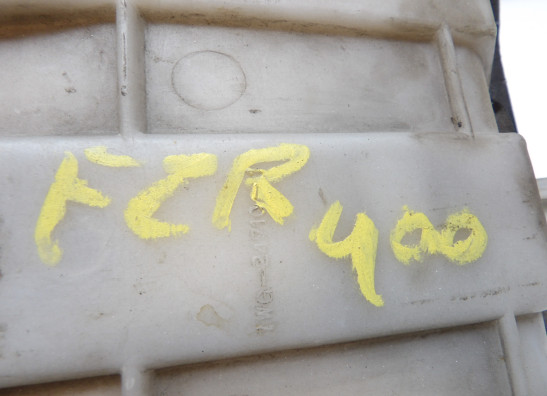 Zadel Yamaha FZR 400