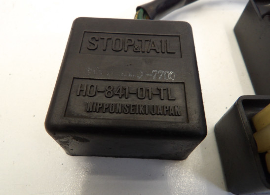 Relais unit Honda VT 700 750