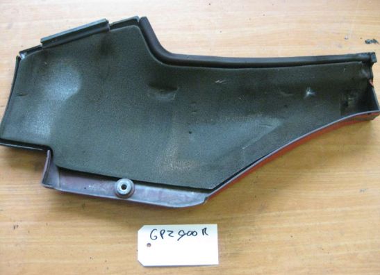 Cowl right small Kawasaki GPZ 900
