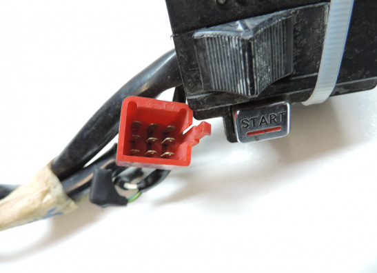 Handlebar switch assy right Honda VF 700  750 S Sabre