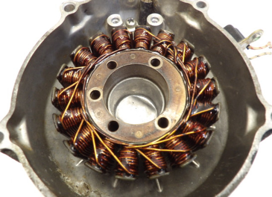 Dynamo Yamaha FZR 600