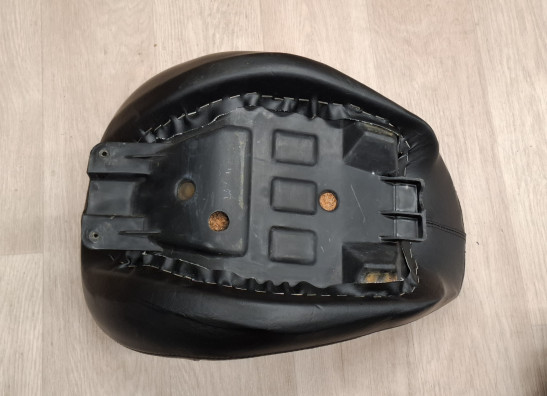 Zadel Honda VT 700 750