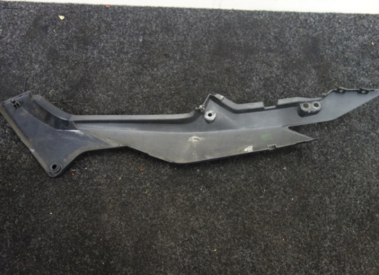 Rechter achterkant Honda CBR 125 R
