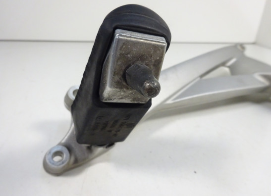 Main step holder left BMW K 1300 GT