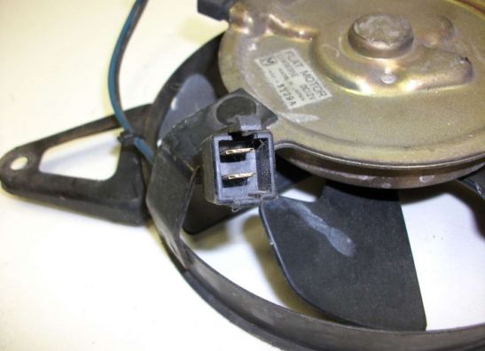 Lufter Yamaha FZR 600