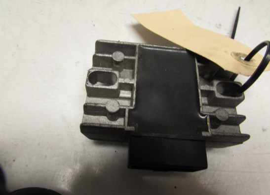 Spanningsregelaar Hyosung Comet 650