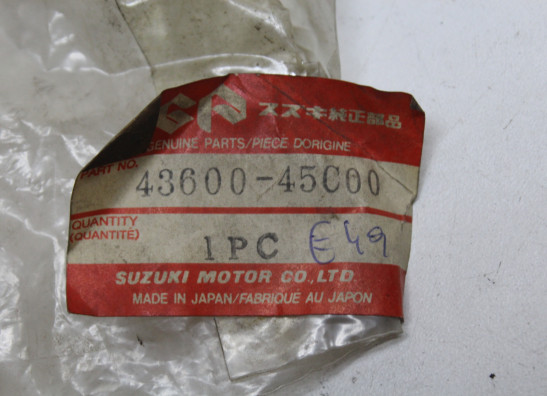 Pillion step right Suzuki VX 800