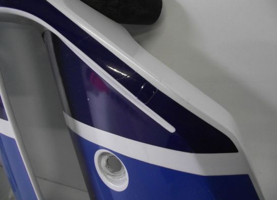 Cowl Left Suzuki GSX R 400