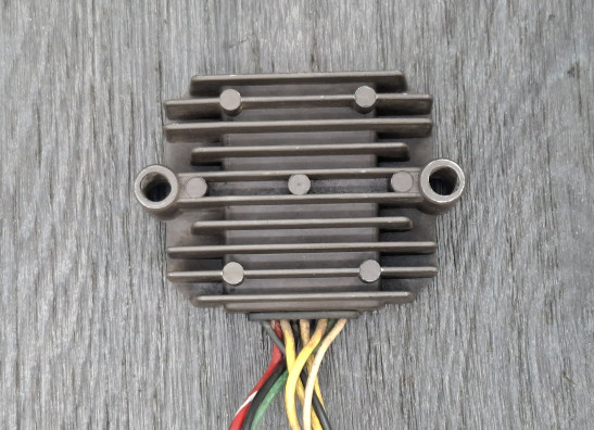 Spanningsregelaar Honda CB 750 