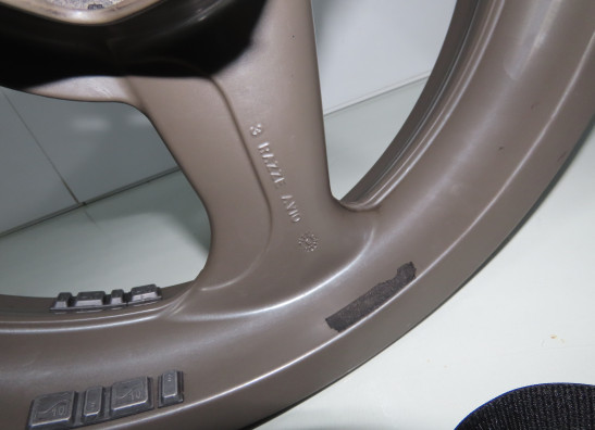 Achterwiel compleet Moto Guzzi Breva 750