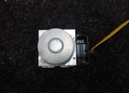 ABS pomp KTM 790 Duke