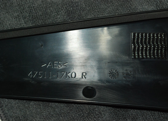 Seitenverkleidung rechts klein Suzuki GSX R 1000