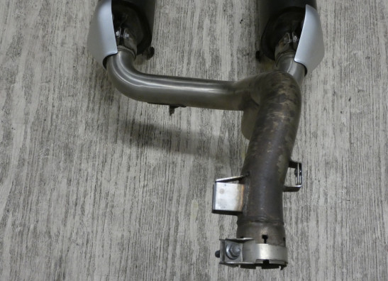 Auspuff Triumph Speed triple RS