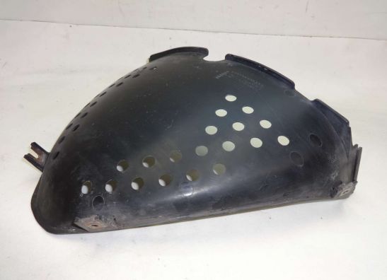 Cowl V shape under Triumph Sprint 900 Executive