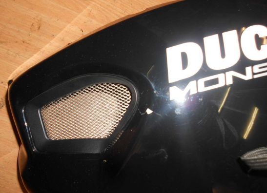 Fuel tank Ducati monster 696