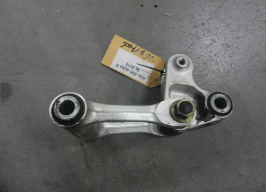 Link systeem achterveer KTM 690 duke 3