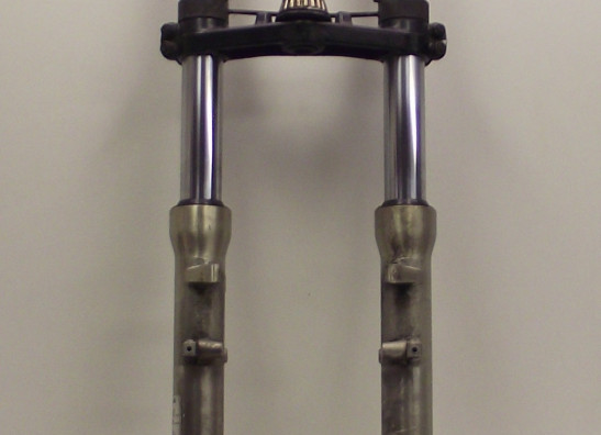 Voorpoten Kawasaki GTR 1000