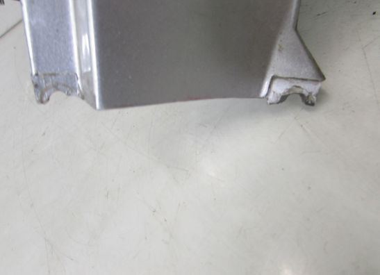 Cowl left rear Suzuki GSX R 750