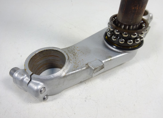 Steering stem Suzuki GSR 600