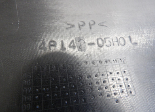 Cowl left inner Suzuki Burgman 400