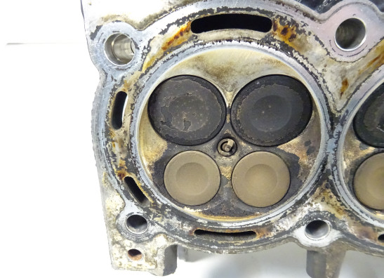 Cylinder head Triumph Tiger 1050